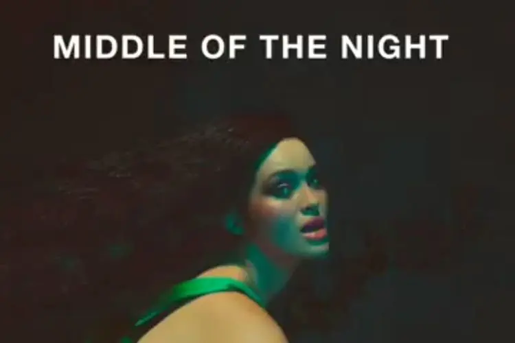 Lirik Laguââ MIDDLE OF THE NIGHT â Elley Duhe