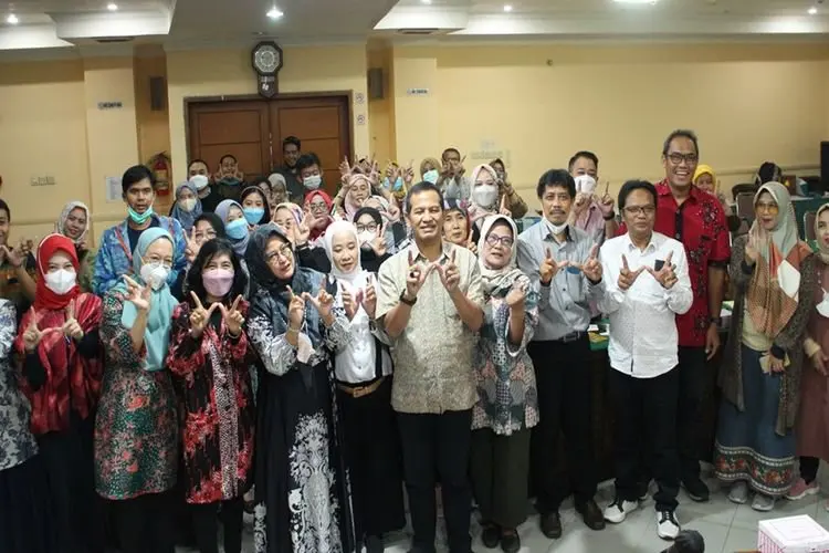 Dosen FEB Universitas Widyatama Bekerjasama dengan Kadin Bandung Gelar PKM