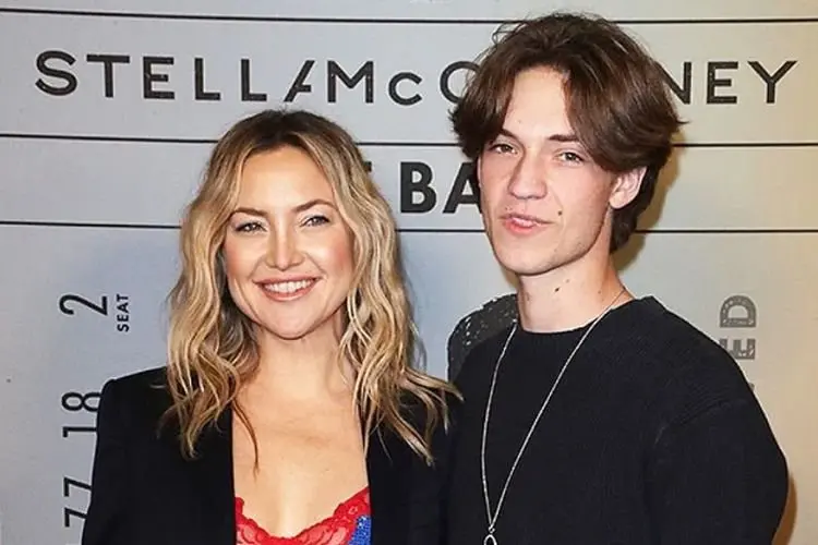 Potret Keakraban Kate Hudson dan sang Anak Ryder Robinson, Gaya Fashionnya Menarik!