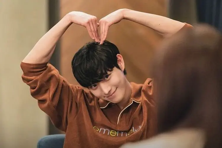 Ceritakan Aktingnya dalam Drama 'Shooting Stars', Kim Young Dae: Gong Tae Sung dan Aku Sangat Berbeda