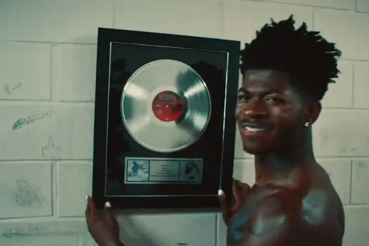 Lirik Laguââ Industry Baby â Lil Nas X dan Jack Harlow Native Louisville