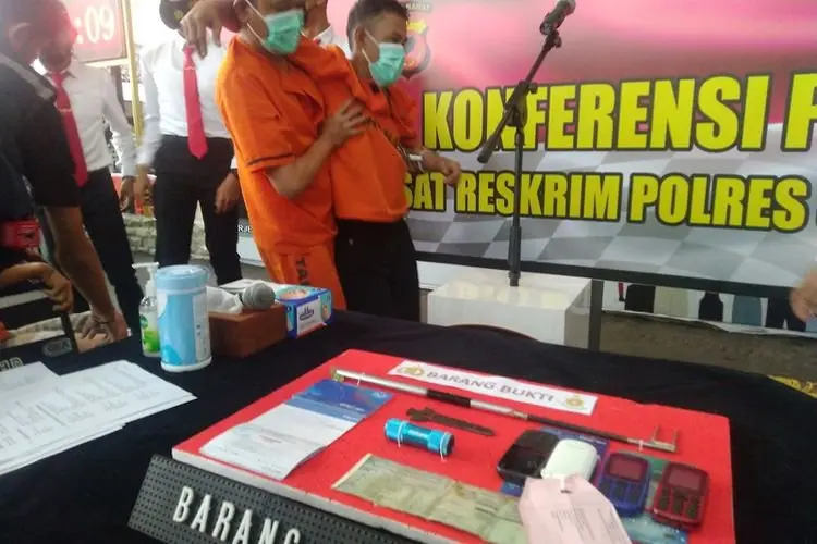 Satreskrim Polres Cimahi Ringkus Pelaku Pembobol ATM, Begini Modusnya