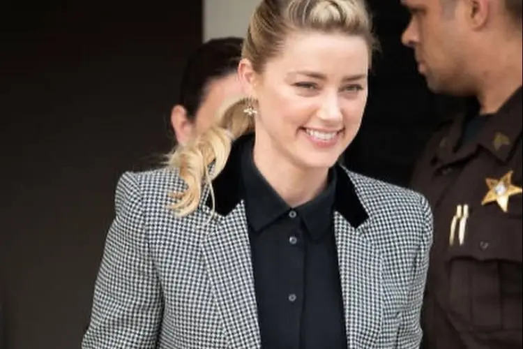 Juri Ungkap Alasan Amber Heard Kalah dari Johnny Depp: Dia Memiliki Air Mata Buaya
