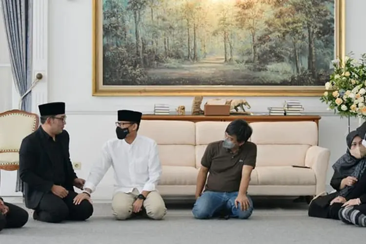 Takziah ke Ridwan Kamil, Sandiaga Uno Sebut Eril Sosok Anak Muda yang Menginspirasi
