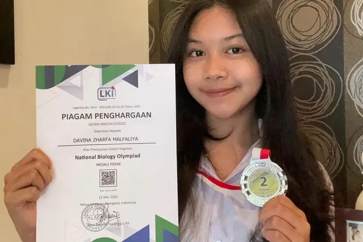 Bercita-Cita Ingin Menjadi Dokter, Davina Zharfa Malfaliya Raih Segudang Prestasi