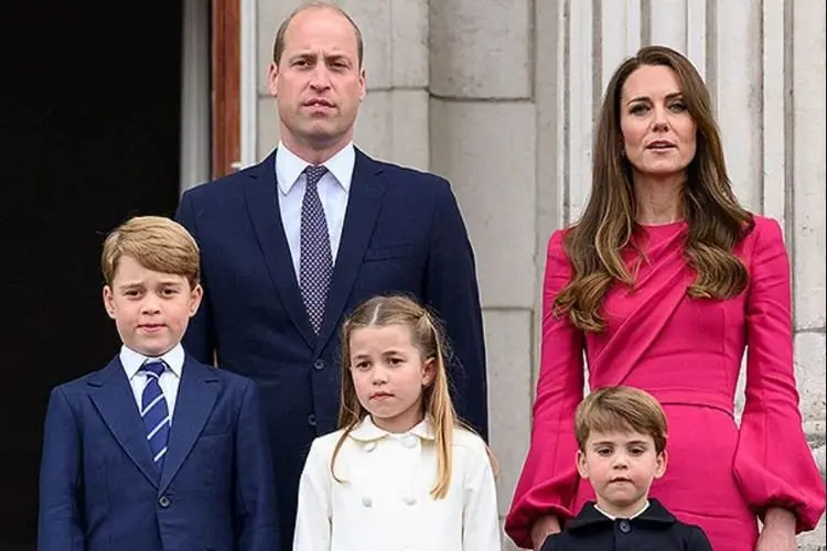 Peringati Hari Ayah, Pangeran William Posting Foto Kebersamaa Bareng Ke-3 Anaknya