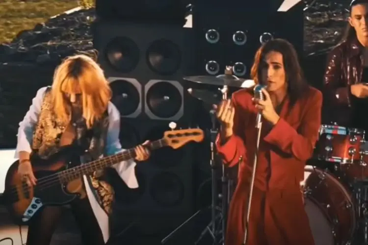 Lirik Laguââ If I Can Dream â Maneskin