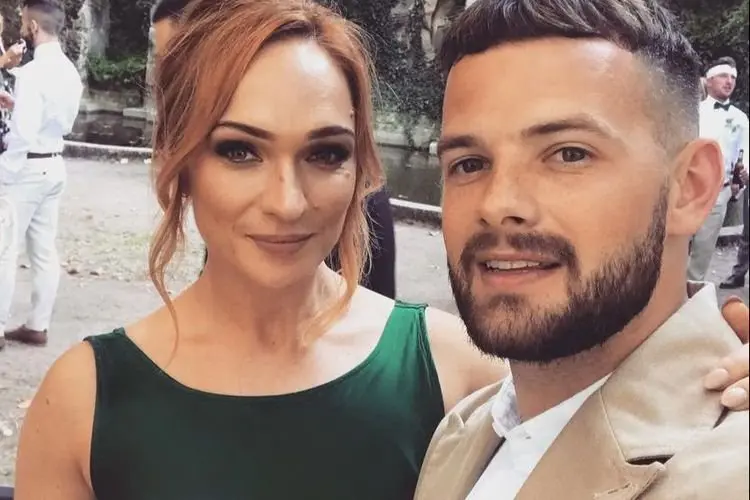 Tunangan Tom Mann, Danielle Hampson Meninggal di Hari Pernikahan, Penyebab Belum Diketahui!