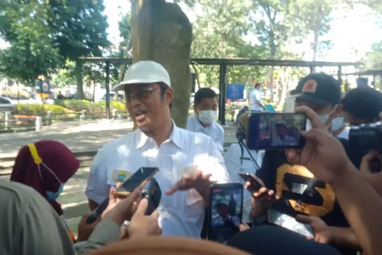 300 Bangunan Liar di Bantaran Sungai Akan Ditertibkan Pemkot Bandung