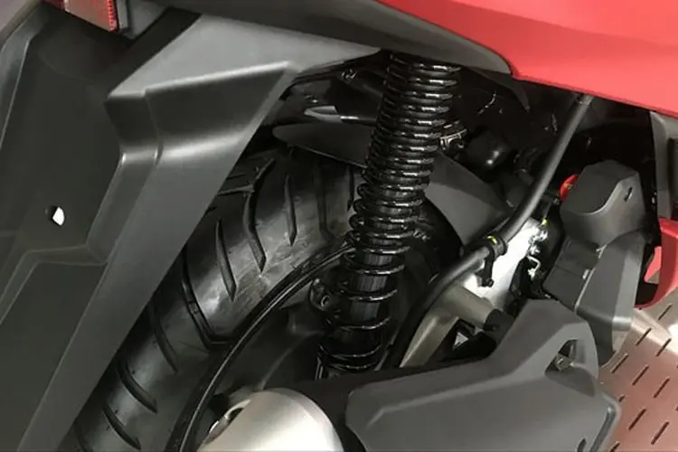 Pengendara Motor Kudu Perhatikan Tanda Shockbreaker Harus Segera Diganti