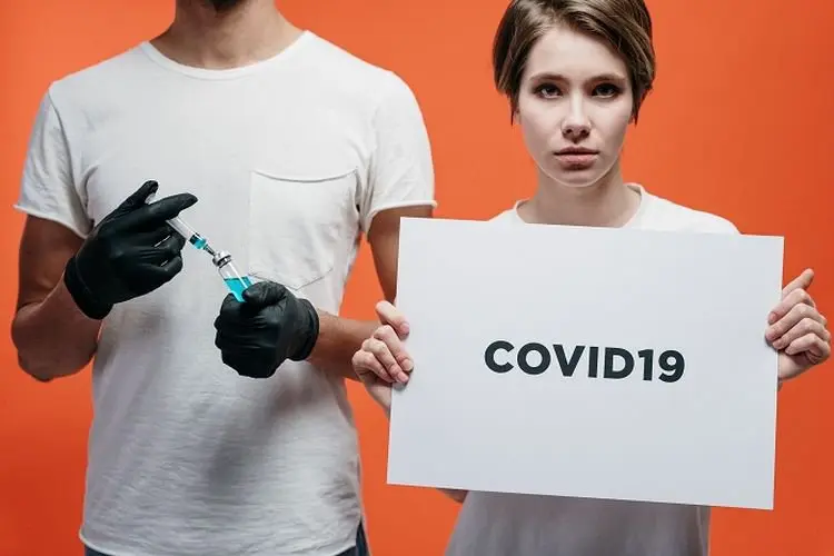 Perhatikan! Vaksin Covid-19 Jenis Ini Diharamkan MUI