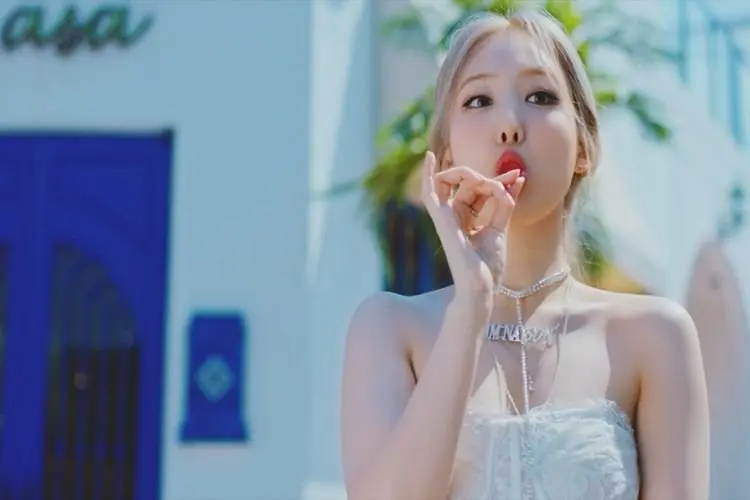 Lirik Laguââ POP! â Nayeon TWICE
