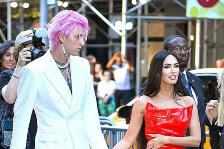 Pacar Megan Fox, Machine Gun Kelly Alami Paranoid Hingga Bawa Pistol Saat Tidur, Simak Penjelasannya!