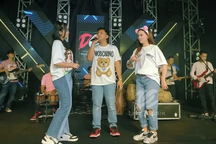 Lirik Laguâââ Joko Tingkir Ngombe Dawet â Happy Asmara