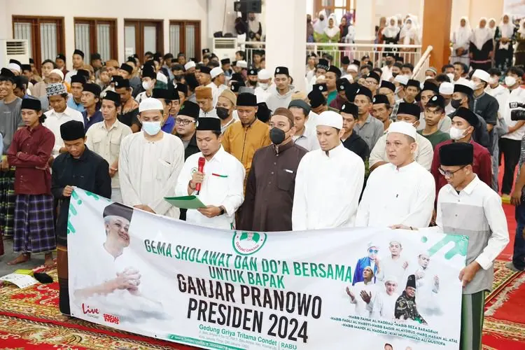Santri dan Ulama di Condet Bersolawat dan Mendoakan Ganjar Pranowo Jadi Presiden