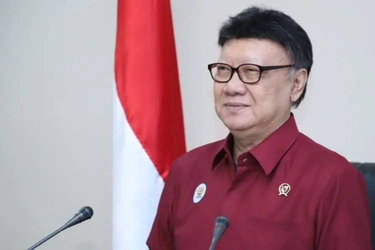 Menpan RB Tjahjo Kumolo Meninggal Dunia Usai Berjuang Lawan Infeksi Paru-paru
