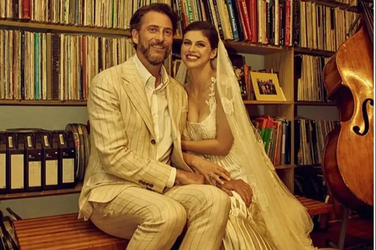 Setahun Bertunangan, Alexandra Daddario dan Andrew Form Resmi Menikah, Ini Kumpulan Foto Cantiknya!
