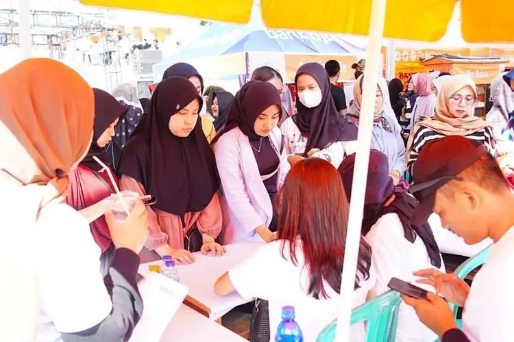 Paling Enak Sedunia! Festival Baso Aci Garut Diserbu Ribuan Warga