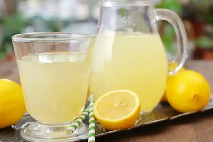 Khasiat Jus Lemon Bagi Tubuh, Bisa Atasi Masalah Kulit hingga Batu Ginjal