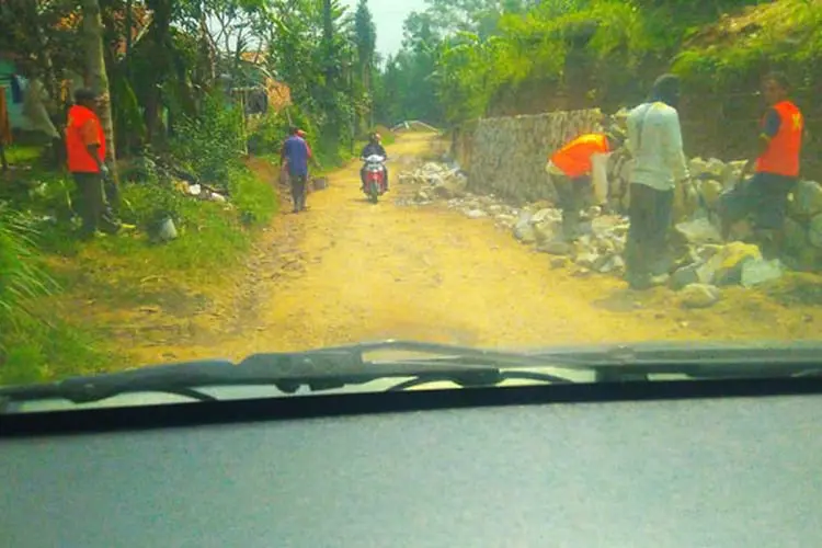 Proyek Pembangunan Jalan Selatan KBB Terancam Gagal, Hengky Kurniawan Bakal Ambil Langkah Tegas Ini