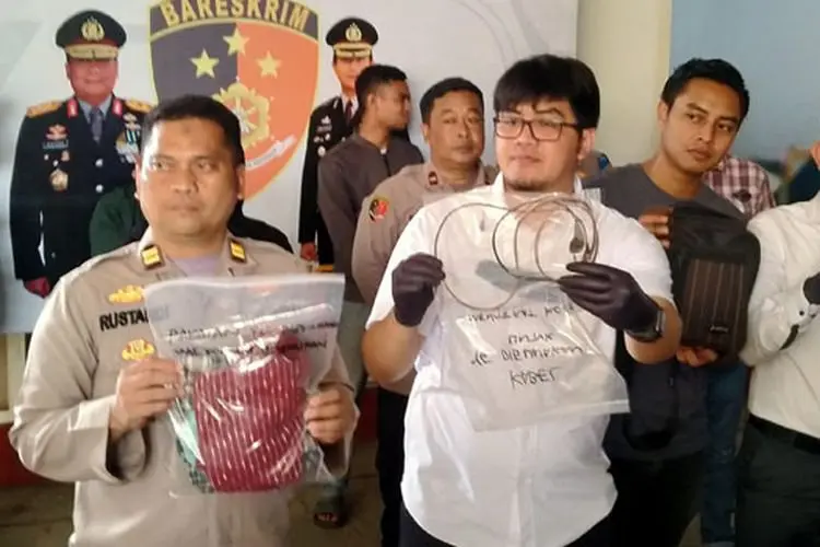 Bingung Bayar Utang Judi Online, DS Habisi Nyawa Wanita Paruh Baya di Cileunyi