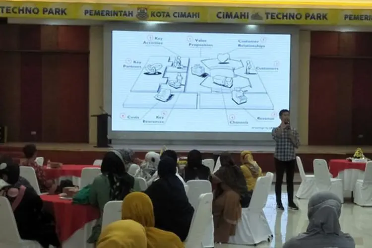 IKA Polban Poltek ITB Hadirkan 135 Pelaku pada Festival UMKM Cimahi