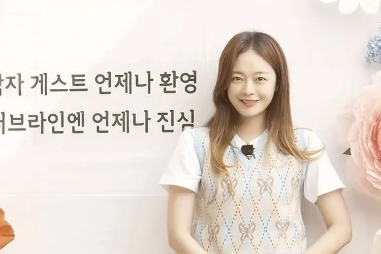 Jeon So Min Dapat Komentar Jahat Hingga Disuruh Keluar dari 'Running Man', Netizen Beri Pembelaan
