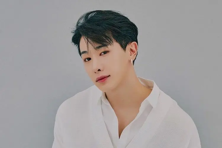 Jadwal Tur Eropa Wonho, Terkahir di London