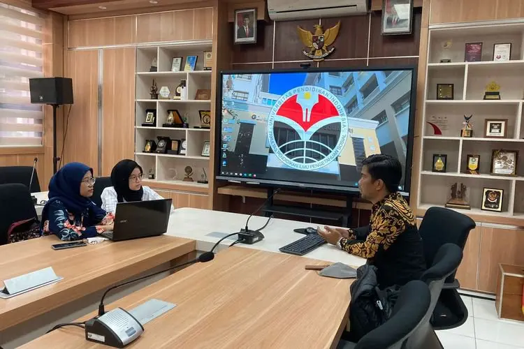 Mahasiswa UPI Teliti Seren Taun Leuit Si Jimat di Kampung Adat Kasepuhan Ciptagelar, Ini Hasilnya