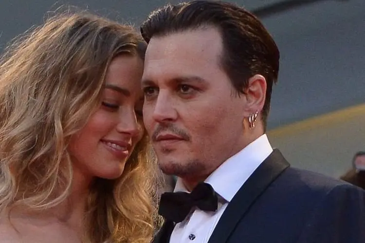 Amber Heard Minta Disidangkan dalam Kasus Pencemaran Nama Baik Johnny Depp