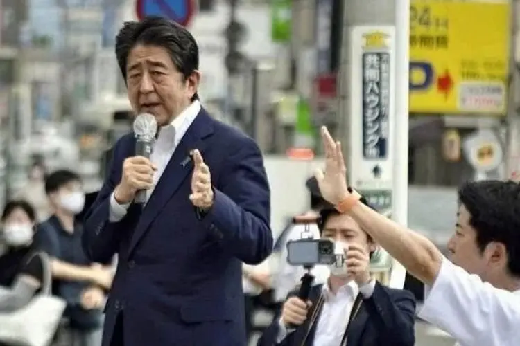 Jenazah Shinzo Abe Dibawa ke Tokyo Saat Kampanye Dilanjutkan di Tengah Bayang-bayang Pembunuhan