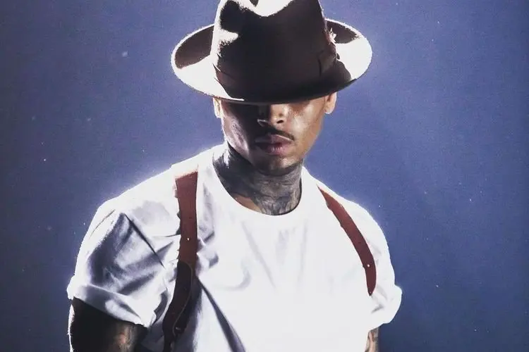Lirik Laguâââ Petty â Chris Brown