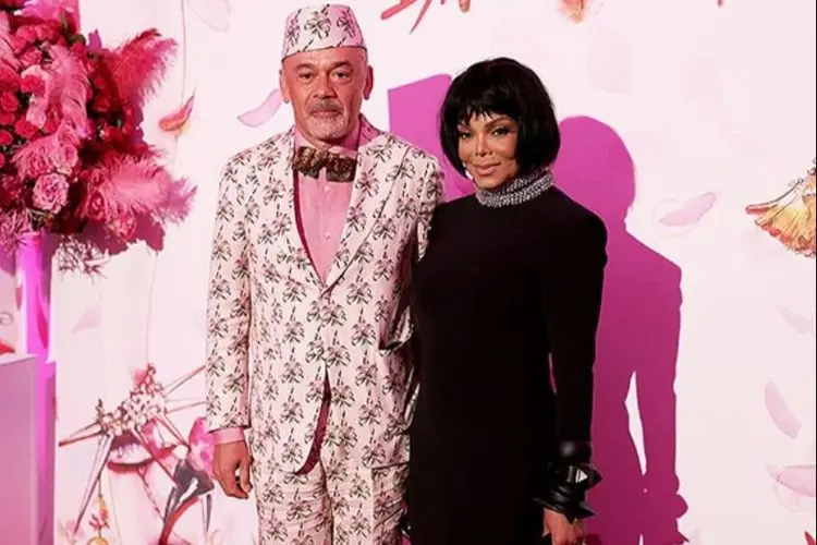 Janet Jackson Tampil Memukau dengan Gaun Hitam di Acara Amal Tahunan Bal De La Rose