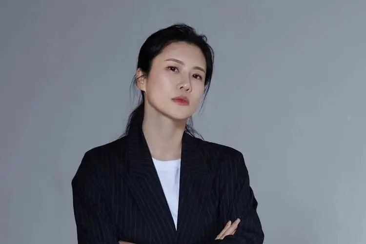 Penulis Lagu SM Entertainment Kenzie Ungkap Perbedaan Utama Antara Musik K-Pop dan Barat