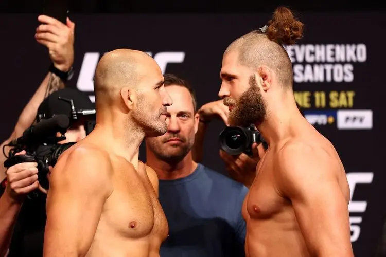 Jiri Prochazka Ingin Rematch Lawan Glover Teixeira, Jan Blachowicz Harus Rela Antre Lagi...