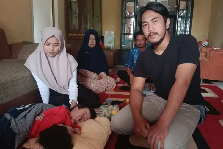 Lahir dengan Kondisi Kembar Siam, Bayi Asal Cisarua Ini Nyaris Tak Tersentuh Pemda KBB