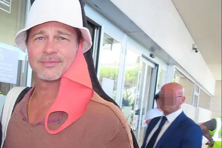Susul Angelina Jolie dan Anak-anaknya ke Roma, Brad Pitt Terlihat di Bandara Sambil Bawa Gitar