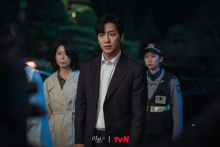 Spoiler Eve Episode 13: Seo Eun Pyung Beri Peringatan Halus, Lee Ra El dapat Dukungan Baru