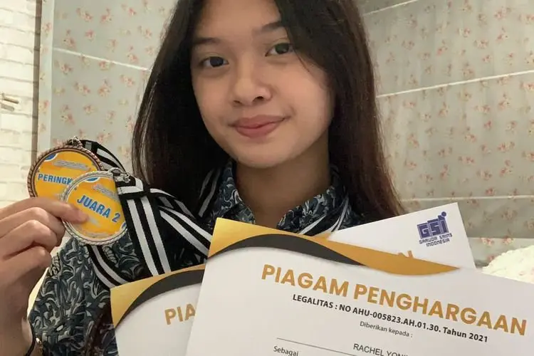 Rachel Yonina Siswi SMAN 3 Bandung Pernah Meraih 9 Medali