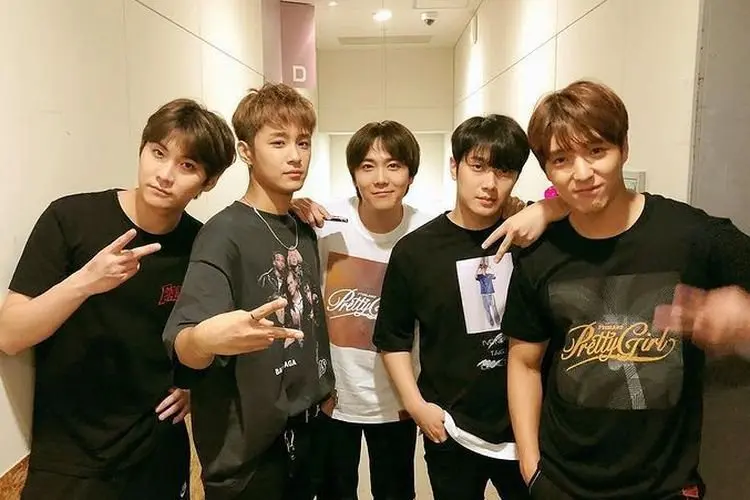 Agensi FTISLAND Angkat Sura Terkait Rumor Idola-nya Jadi Pelaku Voice Phishing