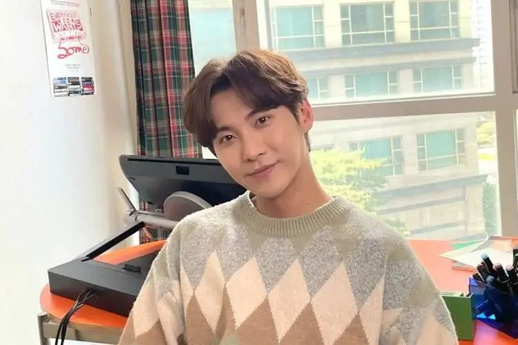 Diduga Jadi Pelaku Voice Phishing, Mantan Member FTISLAND Song Seung Hyun Beri Bantahan: Bukan Aku