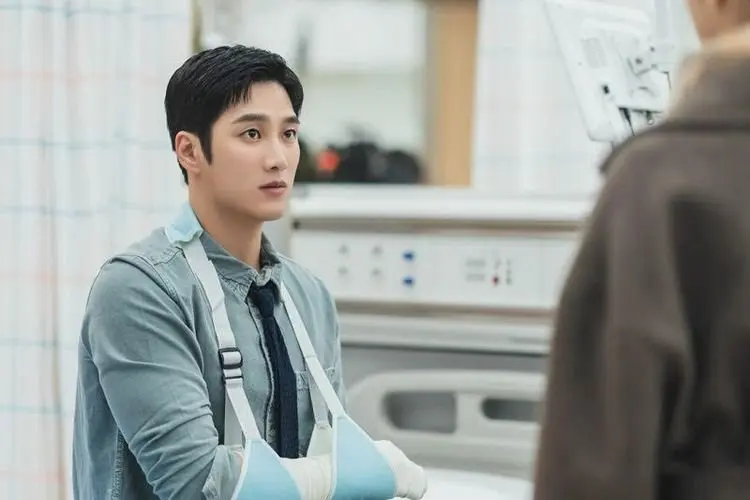 Spoiler Yumi's Cell 2 Episode 11: Goo Wong Terluka, Perhatian Yumi Semakin Meningkat?