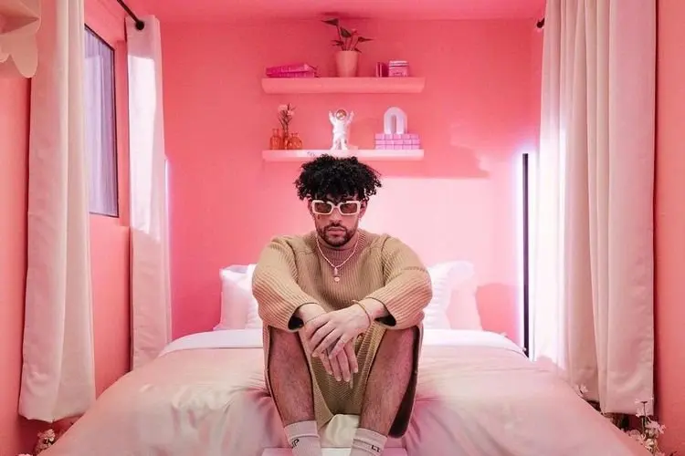Lirik Lagu Bad Bunny "Ojitos Lindos"