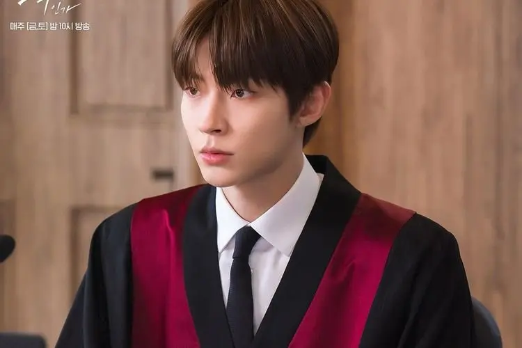 Spoiler Why Her? Episode 13: Gong Chan Kenakan Jubah Jaksa di Persidangan, Aksi Balas Dendam Dimulai?