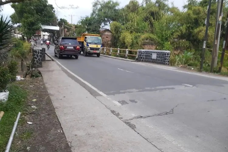 Jembatan Copong Garut Kembali Bisa Dilintasi, Tapi Disarankan Hanya untuk Kendaraan Ringan