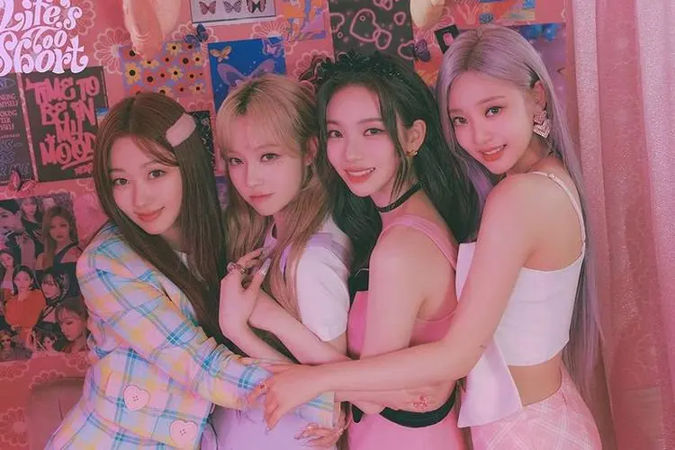 Album 'Girls' Jadikan aespa Artis K-Pop Wanita Tercepat yang Menduduki Top 3 Billboard 200