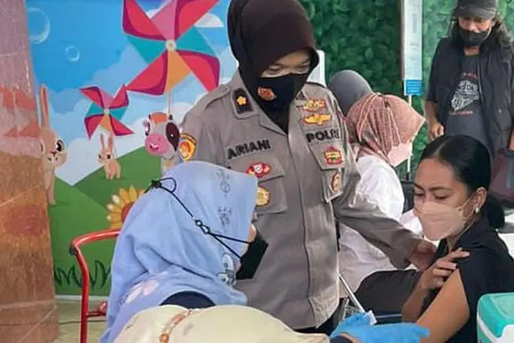 Polresta Bogor Kota Kembali Gencarkan Vaksinasi Booster di Sejumlah Gerai Vaksin