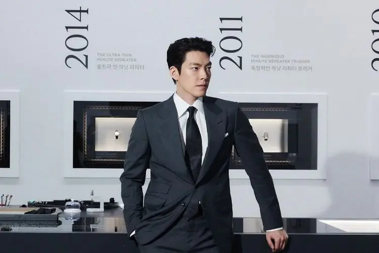 Enam Tahun Hiatus, Kim Woo Bin Kembali Tampil Lewat 'Alienoid'