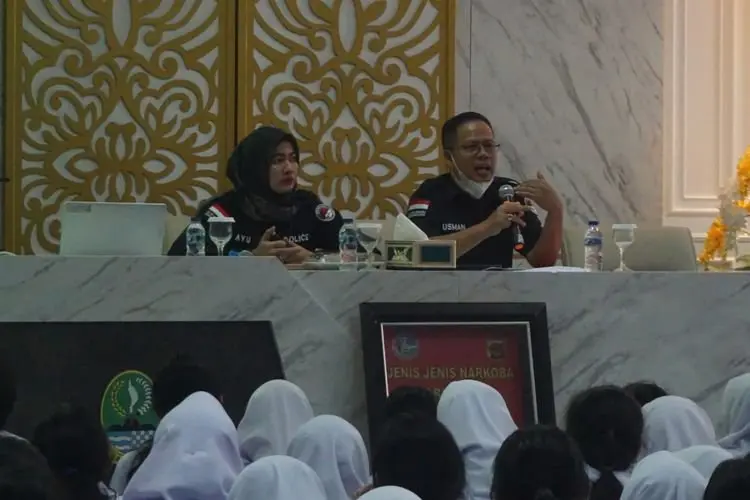 Memutus Rantai Peredaran Narkoba di Sekolah, Ini Yang Dilakukan Satnarkoba Polresta Bogor Kota