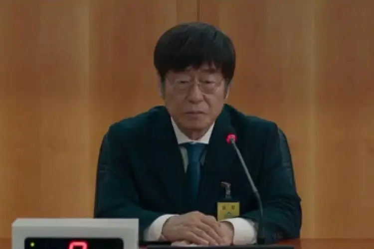 Spoiler Why Her? Episode 15: Identitas Asli Baek Jin Ki Terbongkar? Choi Tae Guk Beri Jebakan Licik